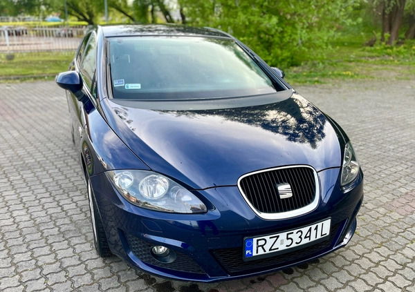 Seat Leon cena 18900 przebieg: 227000, rok produkcji 2009 z Rzeszów małe 154